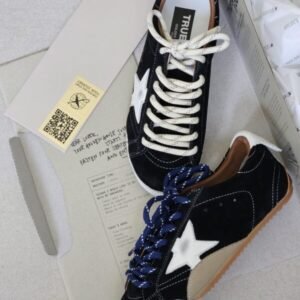 GOLDEN GOOSE