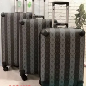 LOUSE VUITTON